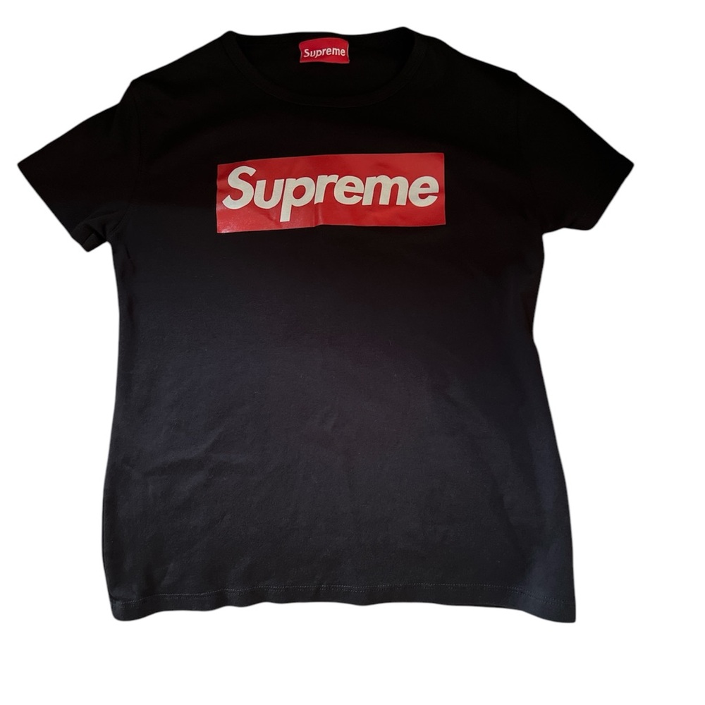 Womans-Jr’s graphic tshirt